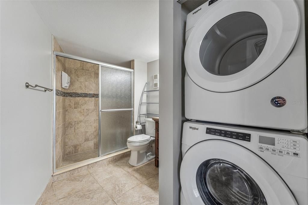 For Sale: $350,000 (2 beds, 2 baths, 1280 Square Feet)