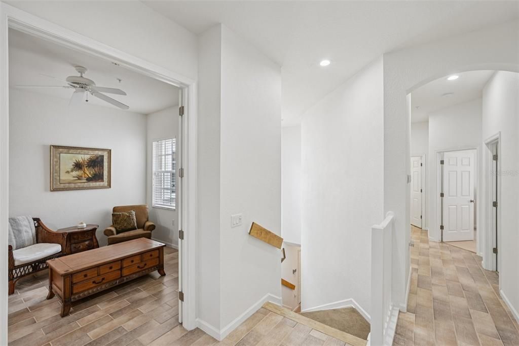 En Venta: $879,000 (3 camas, 2 baños, 2134 Pies cuadrados)