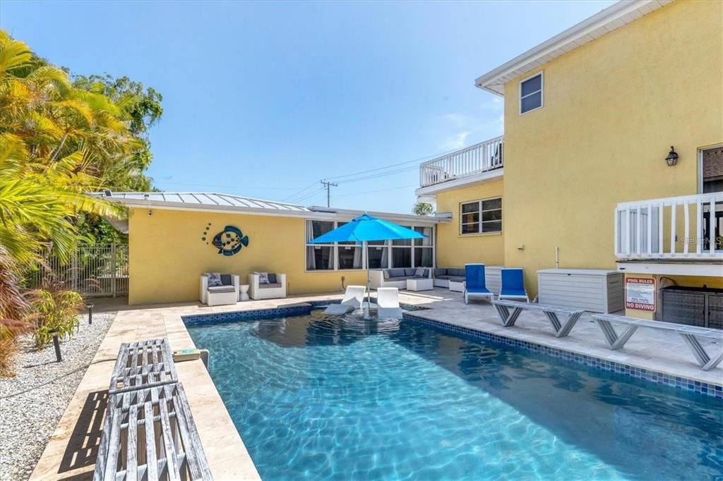 For Rent: $12,600 (2 beds, 2 baths, 1144 Square Feet)