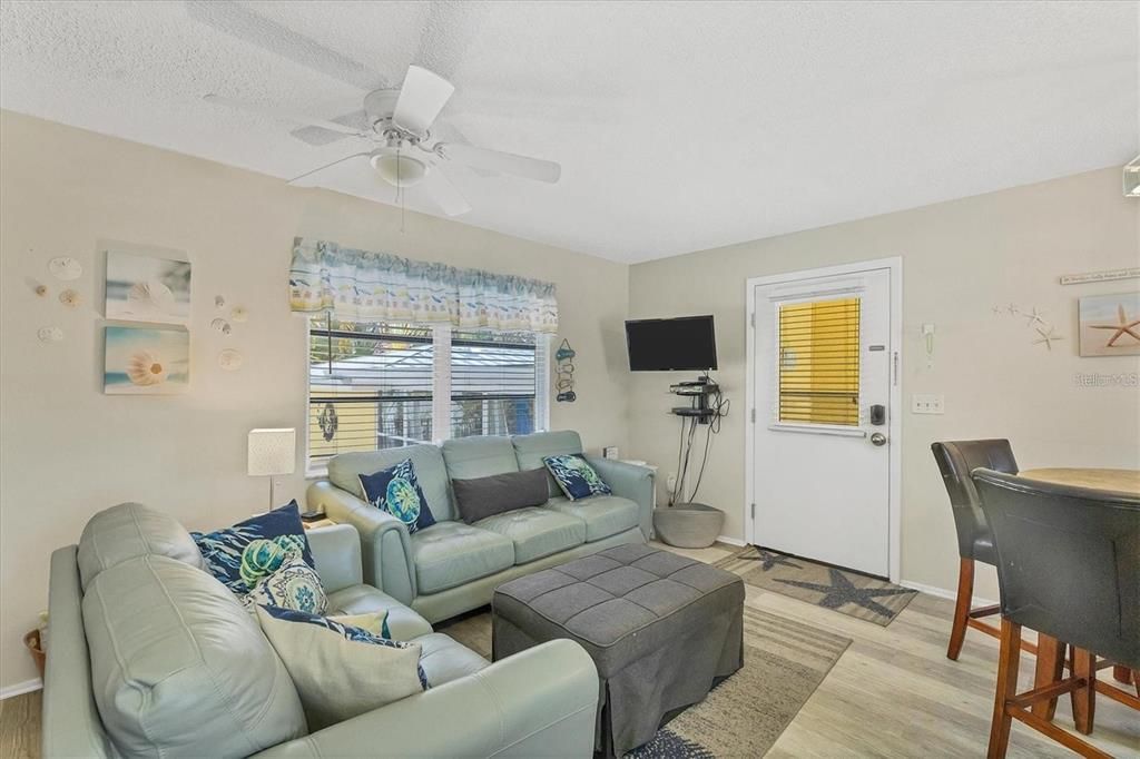 For Rent: $12,600 (2 beds, 2 baths, 1144 Square Feet)