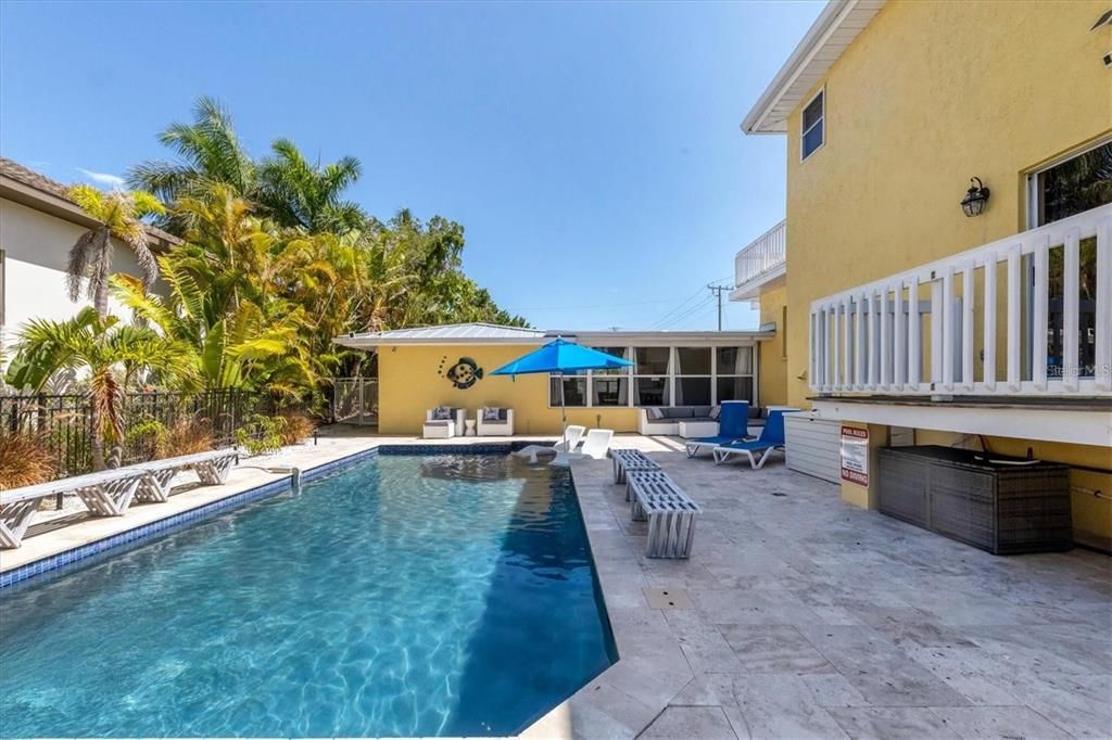 For Rent: $12,600 (2 beds, 2 baths, 1144 Square Feet)