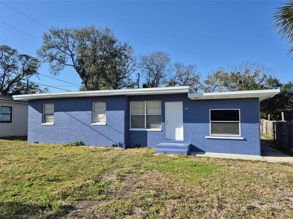 最近售出: $229,999 (3 贝兹, 2 浴室, 1104 平方英尺)