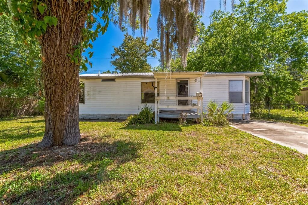 Vendido Recientemente: $75,000 (3 camas, 2 baños, 960 Pies cuadrados)