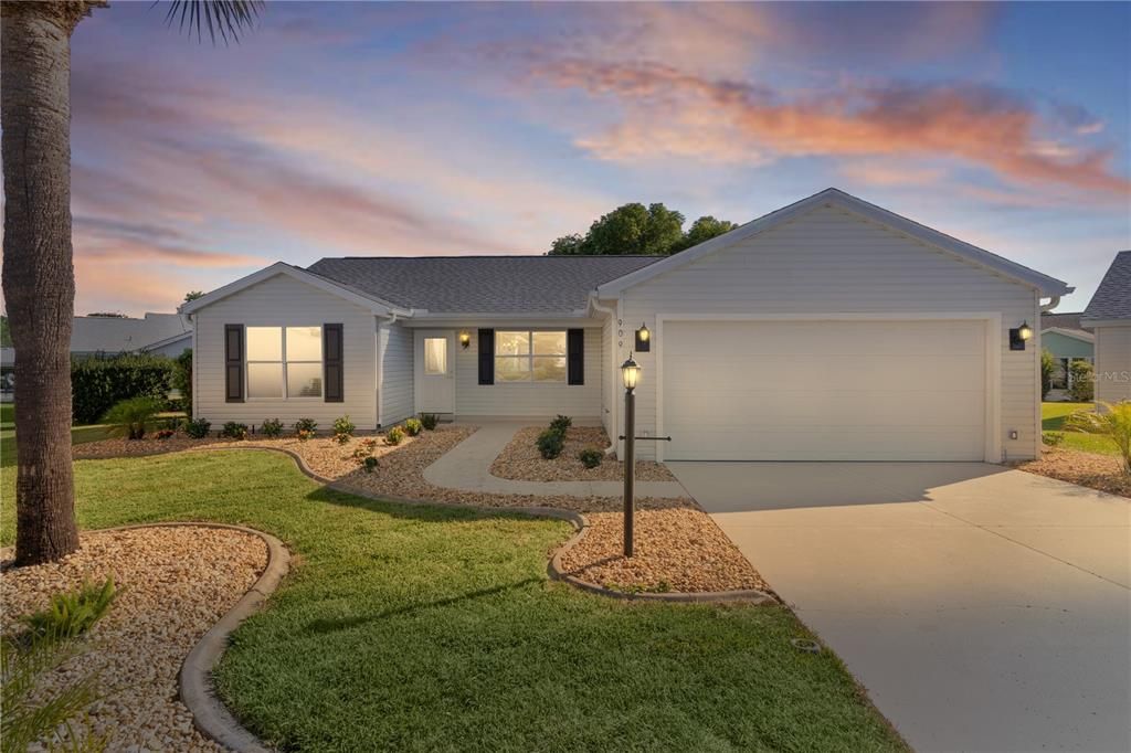 Vendido Recientemente: $347,900 (3 camas, 2 baños, 1604 Pies cuadrados)