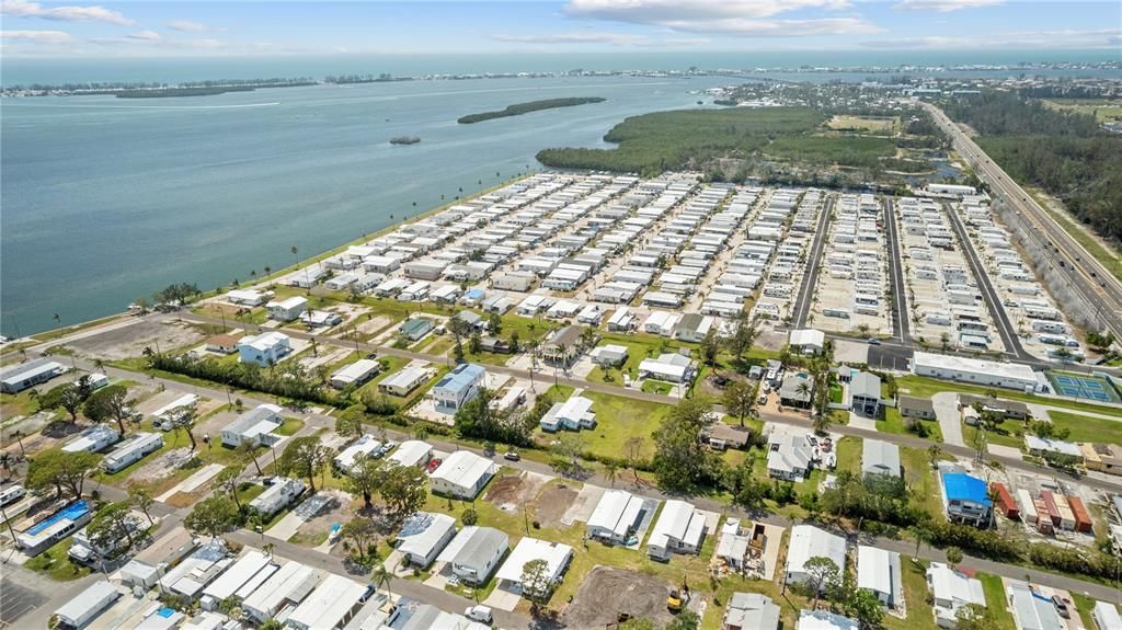 На продажу: $90,000 (0.10 acres)