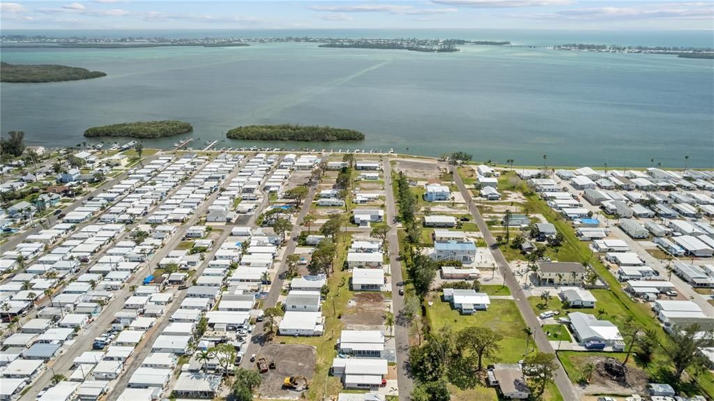 На продажу: $90,000 (0.10 acres)