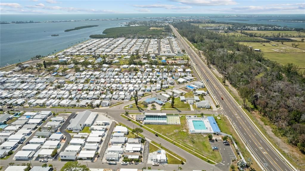 На продажу: $90,000 (0.10 acres)