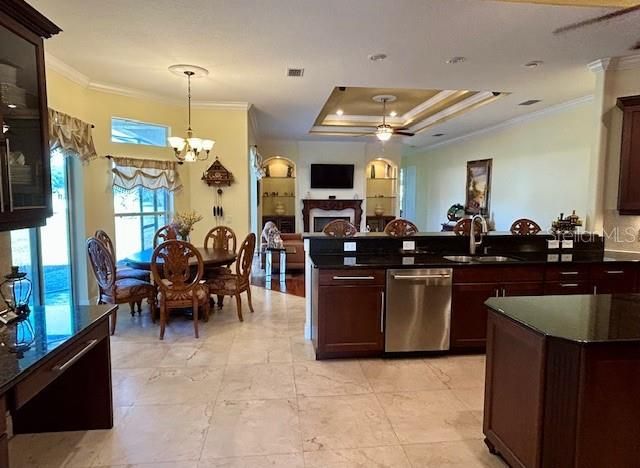 待售: $1,150,000 (4 贝兹, 3 浴室, 3734 平方英尺)