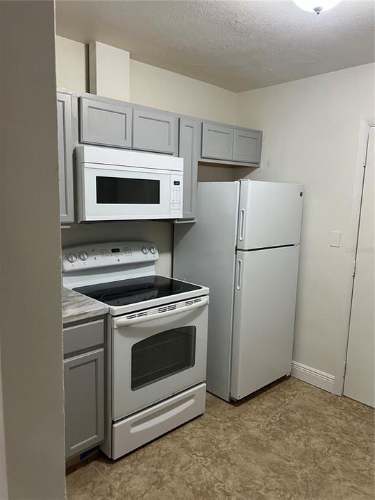 For Sale: $299,900 (5 beds, 0 baths, 1760 Square Feet)