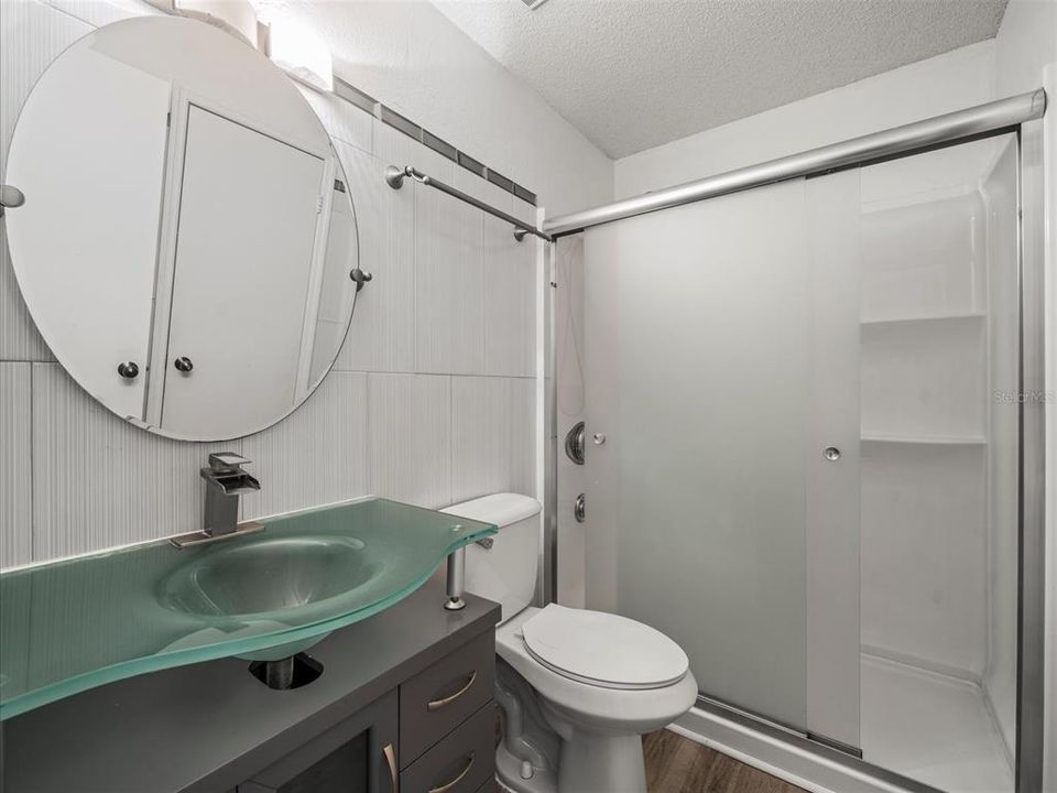 Activo con contrato: $173,500 (2 camas, 2 baños, 1164 Pies cuadrados)