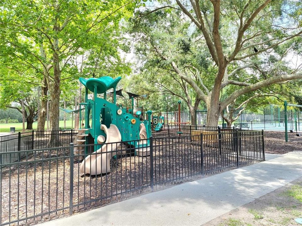 Activo con contrato: $173,500 (2 camas, 2 baños, 1164 Pies cuadrados)