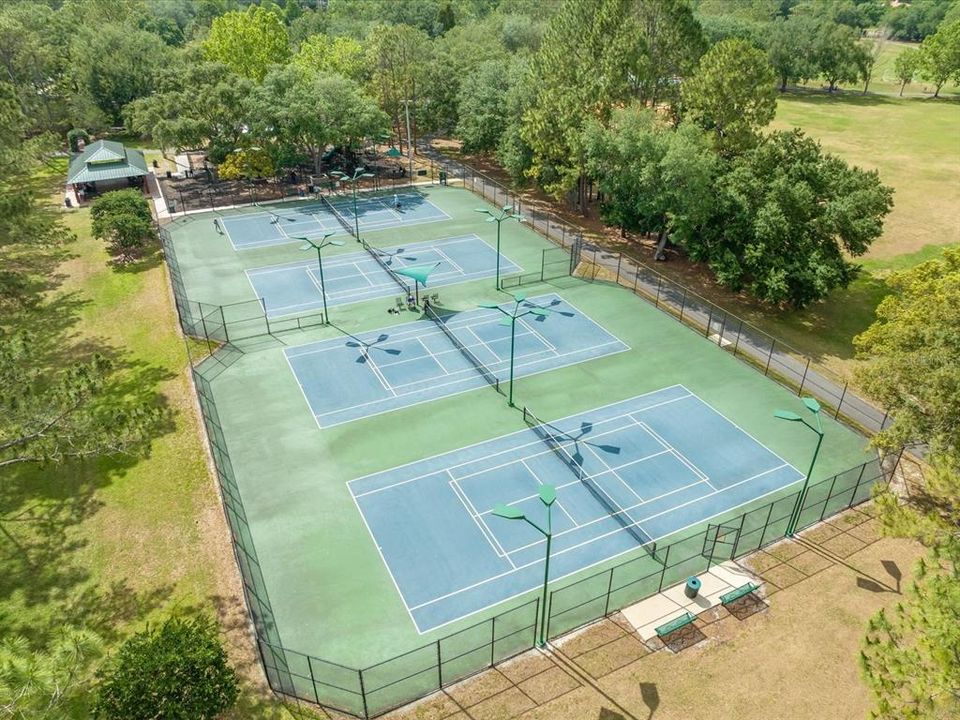 Activo con contrato: $173,500 (2 camas, 2 baños, 1164 Pies cuadrados)