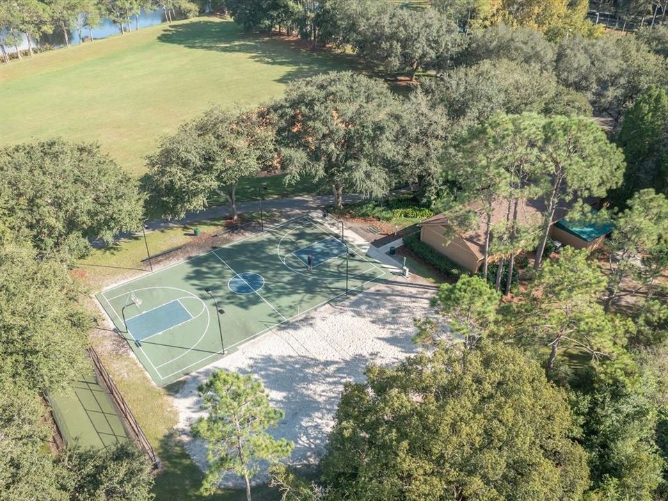 Activo con contrato: $173,500 (2 camas, 2 baños, 1164 Pies cuadrados)