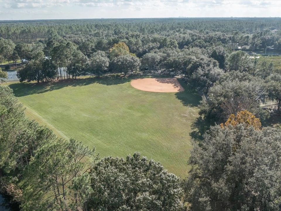 Activo con contrato: $173,500 (2 camas, 2 baños, 1164 Pies cuadrados)