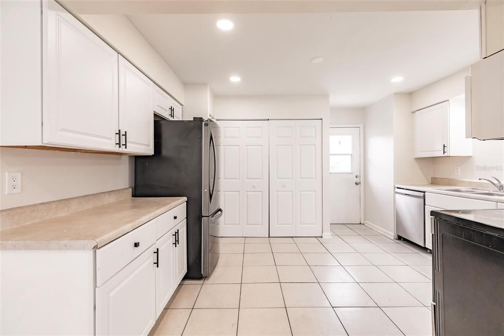 En Venta: $349,000 (5 camas, 0 baños, 2340 Pies cuadrados)