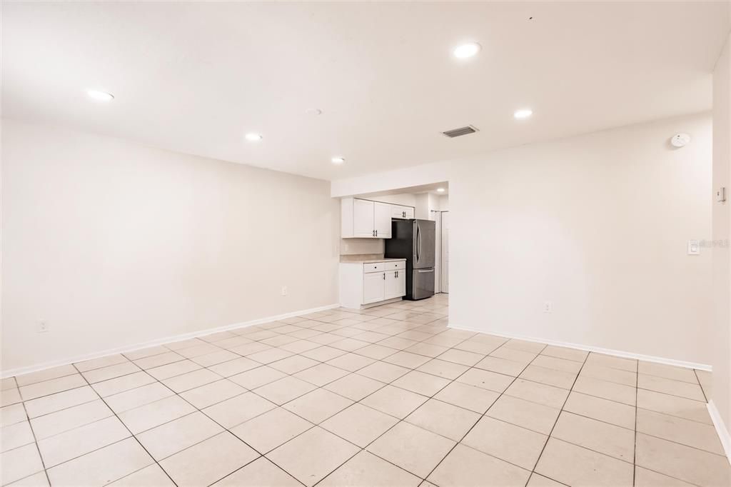 En Venta: $349,000 (5 camas, 0 baños, 2340 Pies cuadrados)