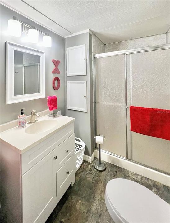 На продажу: $129,900 (2 спален, 2 ванн, 1080 Квадратных фут)