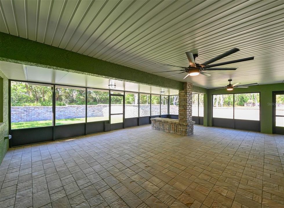 На продажу: $410,000 (3 спален, 2 ванн, 1878 Квадратных фут)