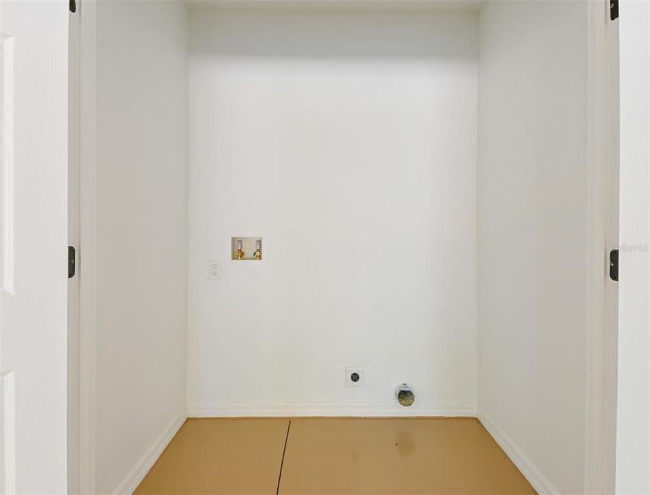 На продажу: $410,000 (3 спален, 2 ванн, 1878 Квадратных фут)