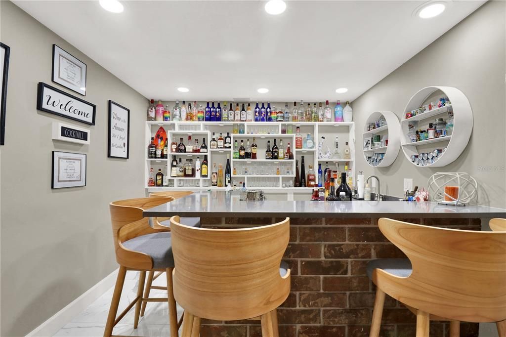 待售: $1,449,999 (5 贝兹, 2 浴室, 4001 平方英尺)