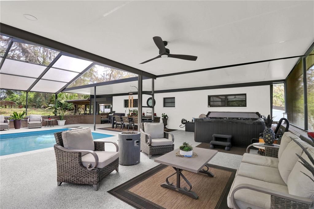 待售: $1,449,999 (5 贝兹, 2 浴室, 4001 平方英尺)