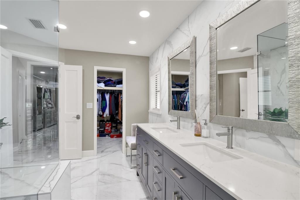 待售: $1,449,999 (5 贝兹, 2 浴室, 4001 平方英尺)