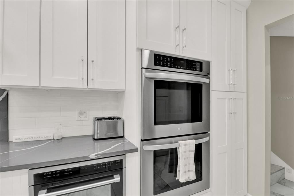 待售: $1,449,999 (5 贝兹, 2 浴室, 4001 平方英尺)