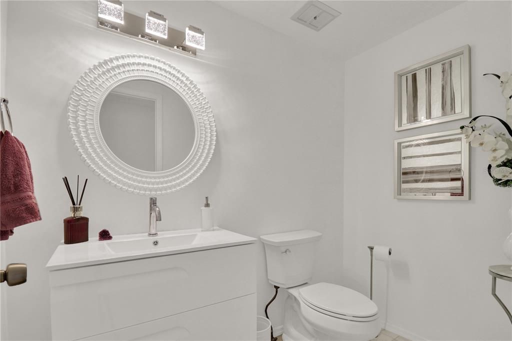 待售: $1,449,999 (5 贝兹, 2 浴室, 4001 平方英尺)