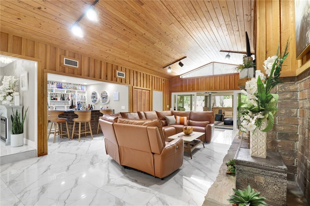 待售: $1,449,999 (5 贝兹, 2 浴室, 4001 平方英尺)