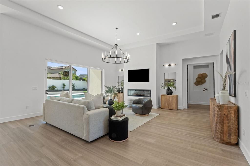 待售: $1,124,990 (6 贝兹, 4 浴室, 3513 平方英尺)