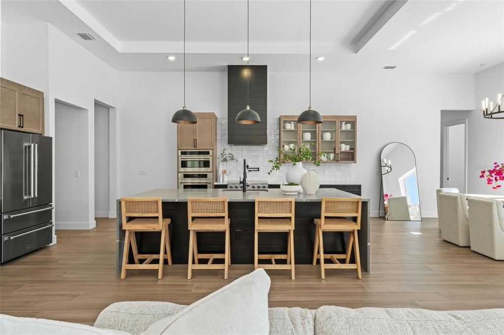 待售: $1,124,990 (6 贝兹, 4 浴室, 3513 平方英尺)