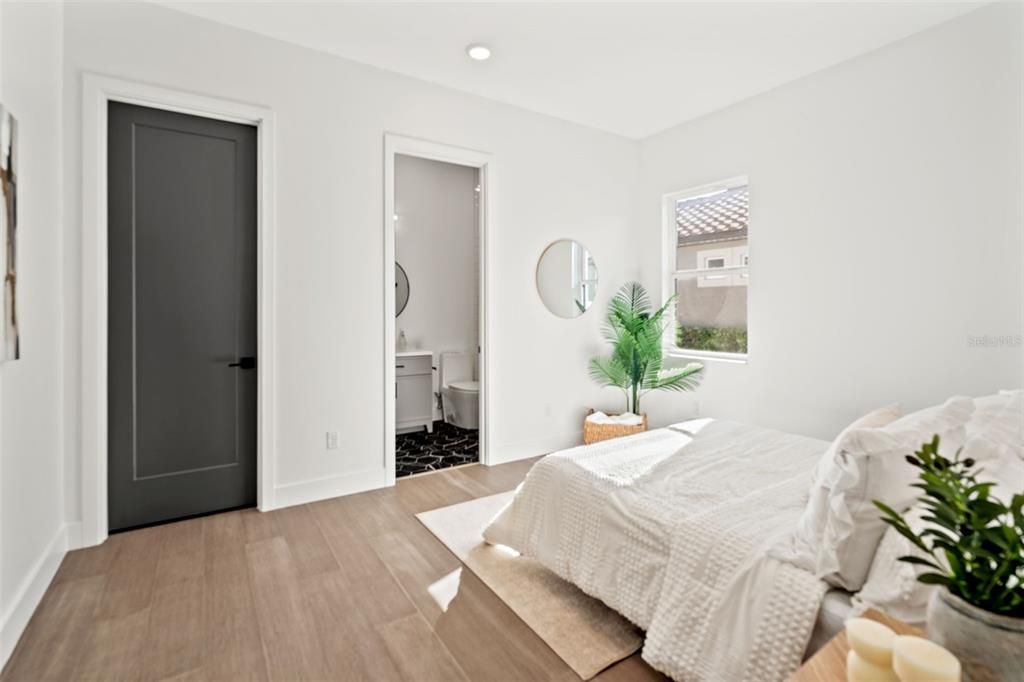 待售: $1,124,990 (6 贝兹, 4 浴室, 3513 平方英尺)