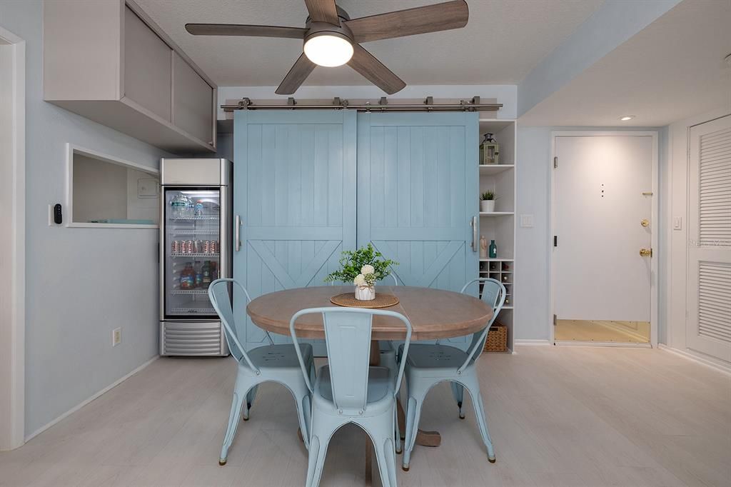 待售: $299,900 (2 贝兹, 2 浴室, 1058 平方英尺)