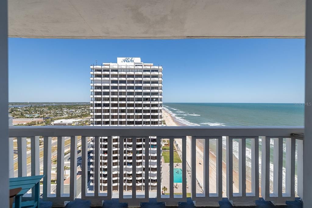 待售: $299,900 (2 贝兹, 2 浴室, 1058 平方英尺)