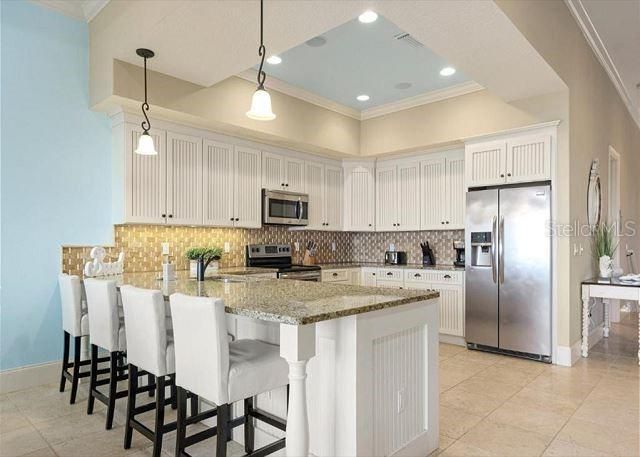 待售: $3,498,500 (7 贝兹, 6 浴室, 5158 平方英尺)