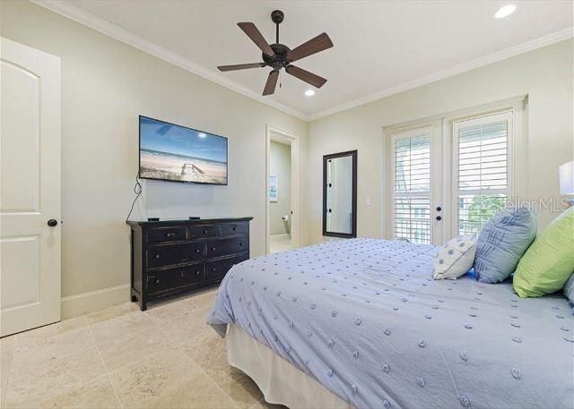 待售: $3,498,500 (7 贝兹, 6 浴室, 5158 平方英尺)