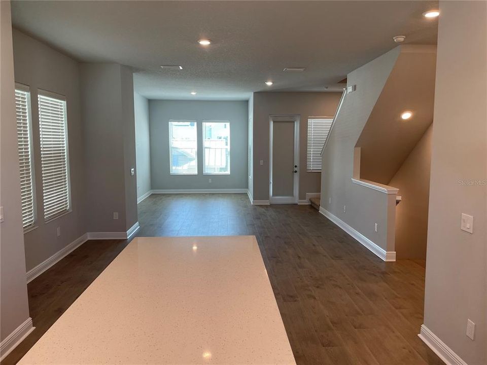 For Rent: $3,600 (3 beds, 3 baths, 2032 Square Feet)