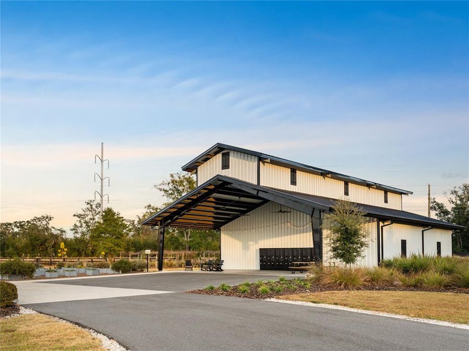 For Sale: $267,500 (1.06 acres)