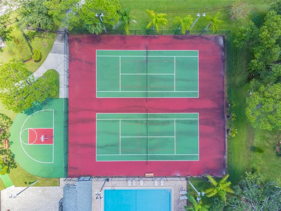 For Sale: $169,000 (2 beds, 2 baths, 915 Square Feet)