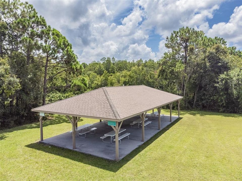 For Sale: $169,000 (2 beds, 2 baths, 915 Square Feet)