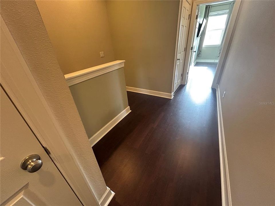 For Sale: $330,000 (3 beds, 2 baths, 1525 Square Feet)