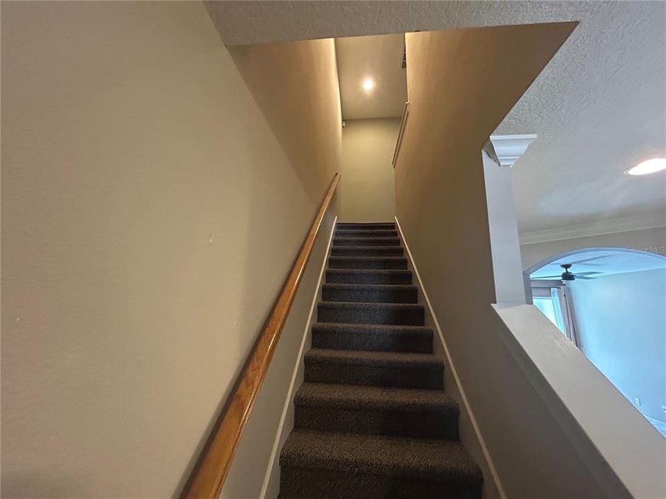 For Sale: $330,000 (3 beds, 2 baths, 1525 Square Feet)