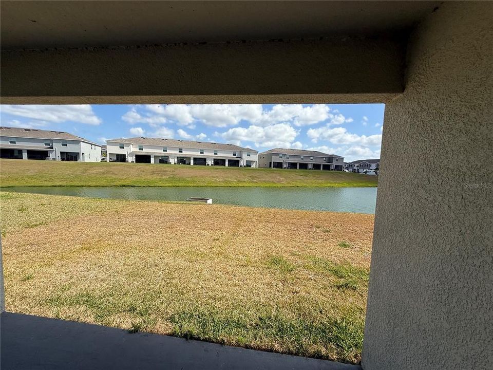 出租: $2,500 (3 贝兹, 2 浴室, 1566 平方英尺)