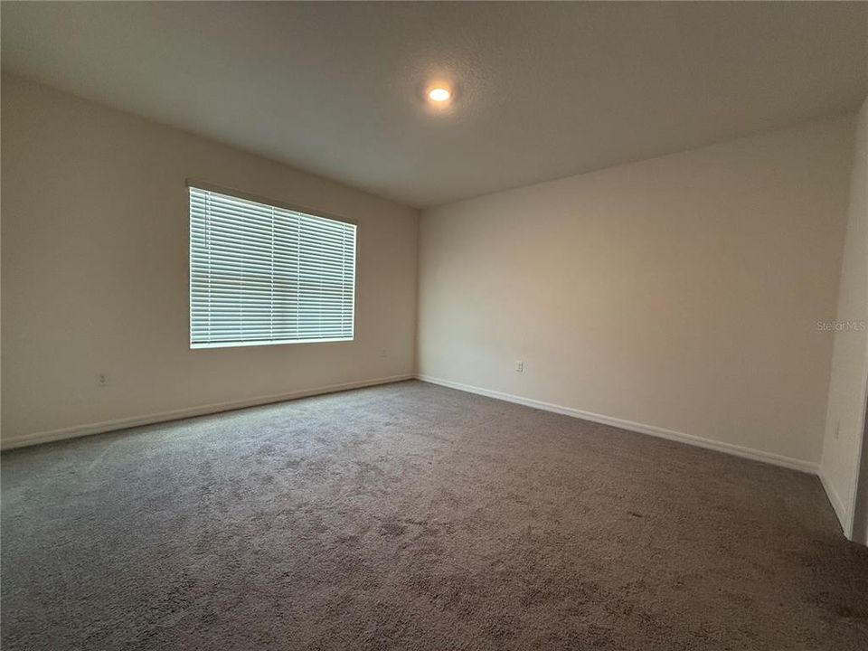 出租: $2,500 (3 贝兹, 2 浴室, 1566 平方英尺)