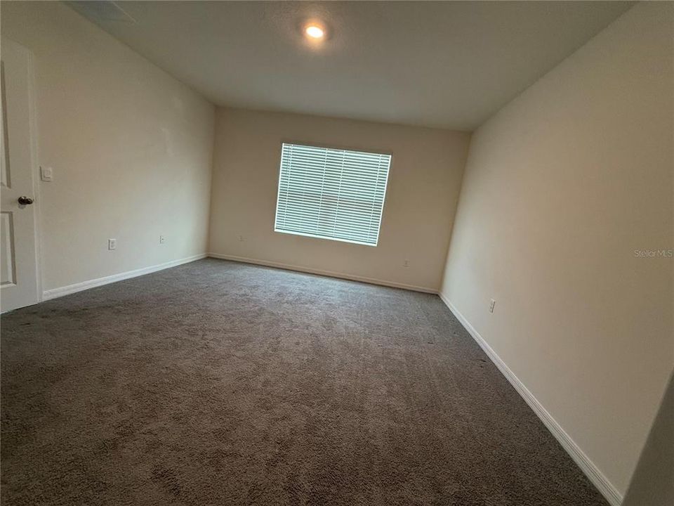 出租: $2,500 (3 贝兹, 2 浴室, 1566 平方英尺)