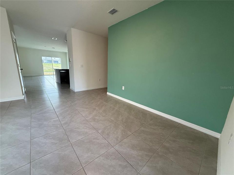 出租: $2,500 (3 贝兹, 2 浴室, 1566 平方英尺)