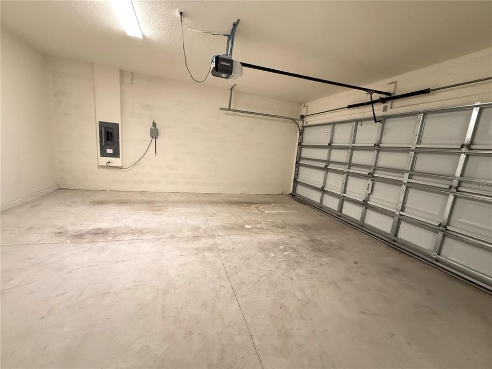 出租: $2,500 (3 贝兹, 2 浴室, 1566 平方英尺)