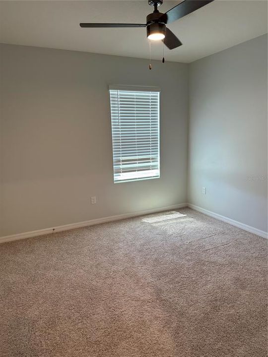 En Renta: $3,000 (5 camas, 3 baños, 2674 Pies cuadrados)