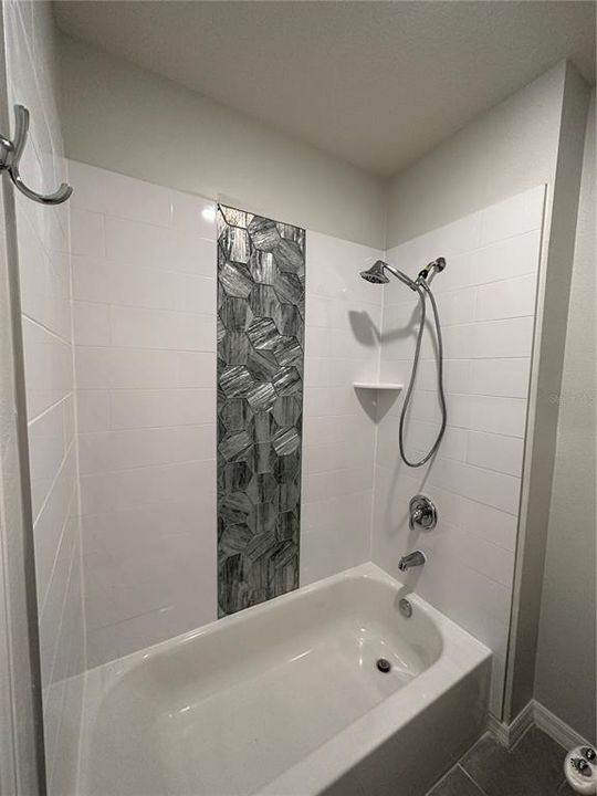 En Renta: $3,000 (5 camas, 3 baños, 2674 Pies cuadrados)