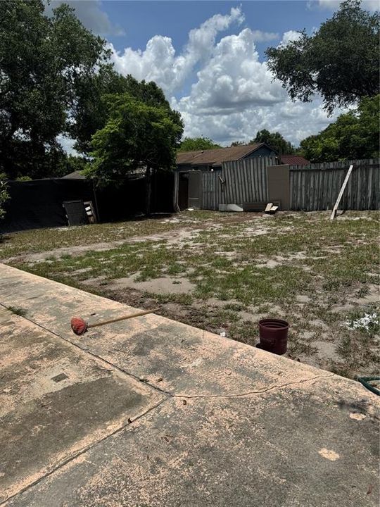 Active With Contract: $240,000 (3 beds, 2 baths, 1066 Square Feet)